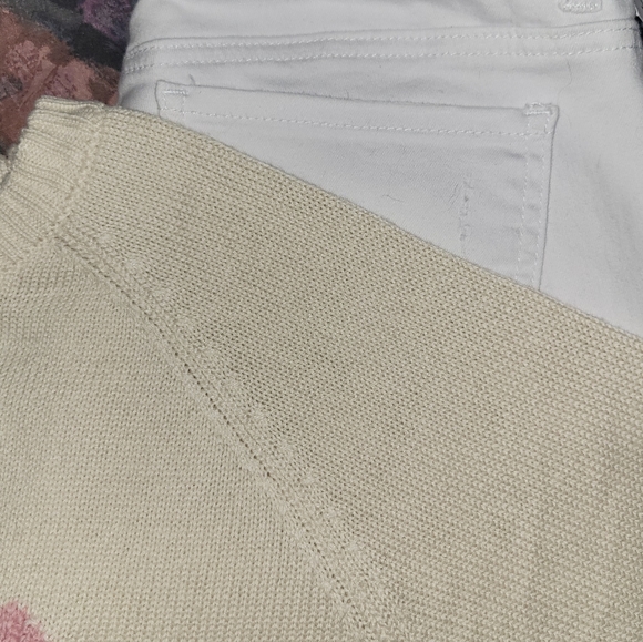 NWT Heart Pull Over Sweater - Picture 4 of 5